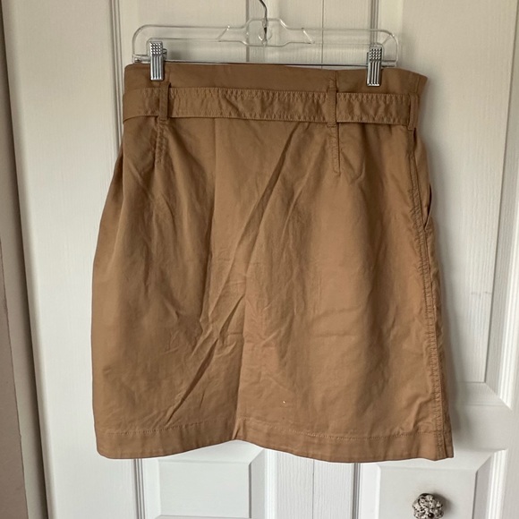 LOFT Belted Skirt - Picture 2 of 7